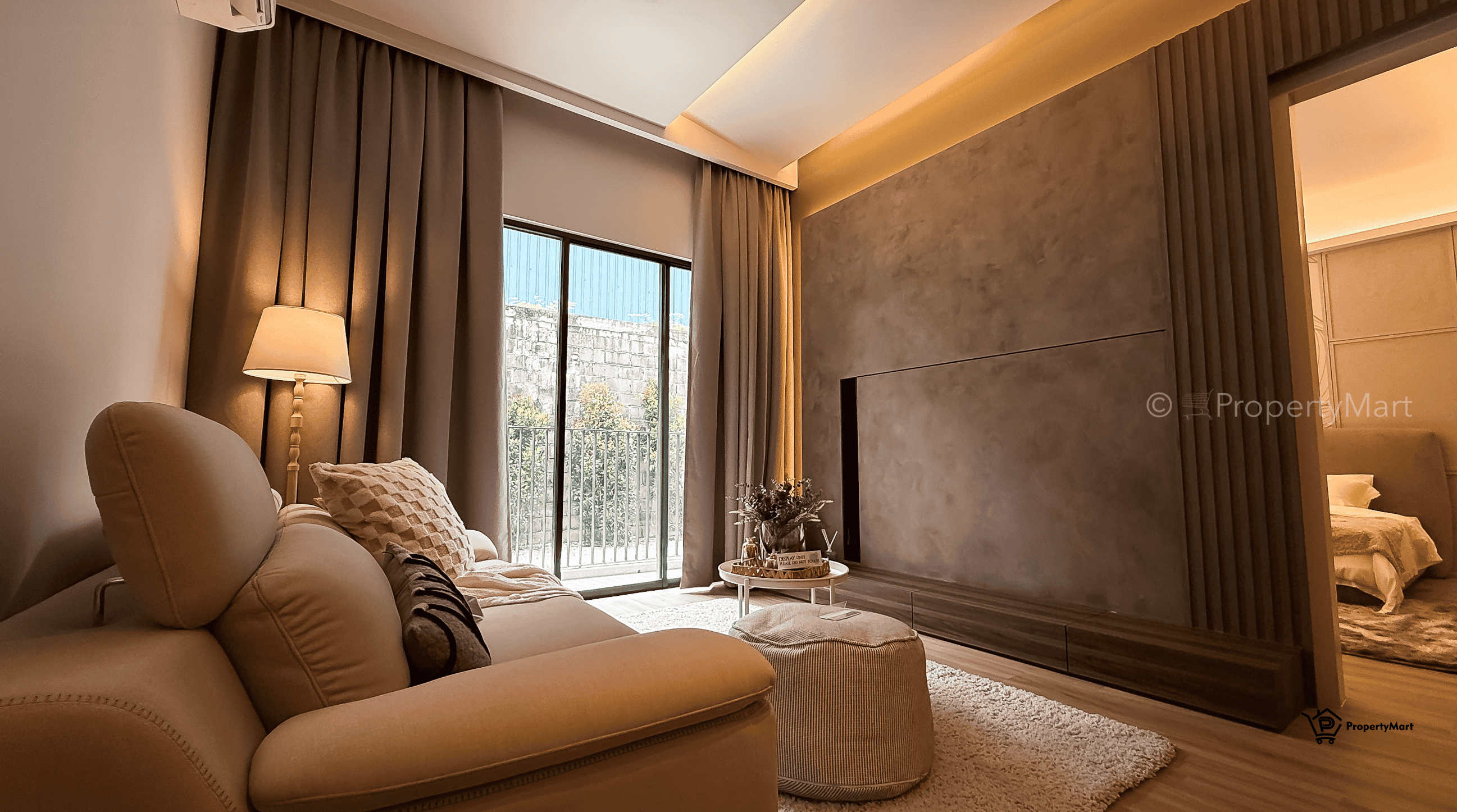 Silkspring Residence