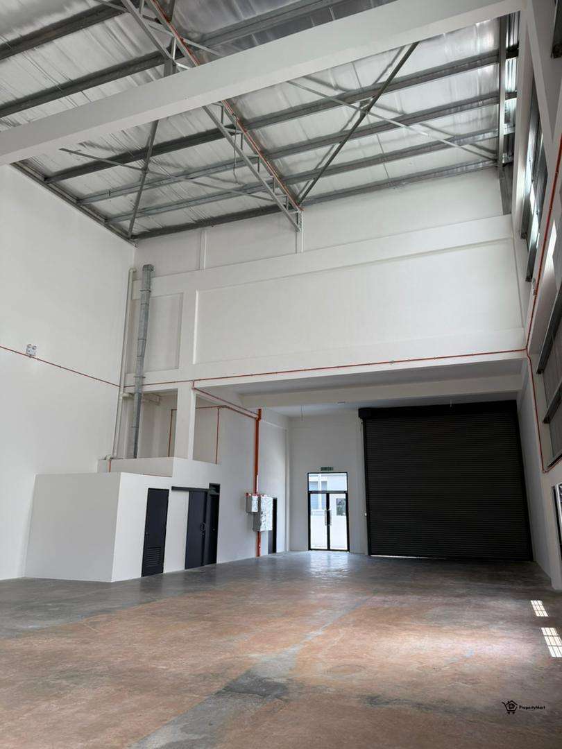 1.5 Storey Semi-D Light Industry Corner Unit In Palmera @ Bukit Minyak