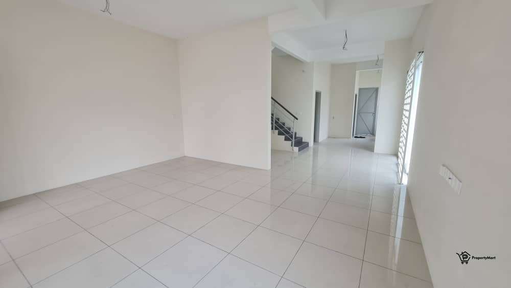 2 Storey Terrace End Lot with Land | Tasek Mutiara | Penang