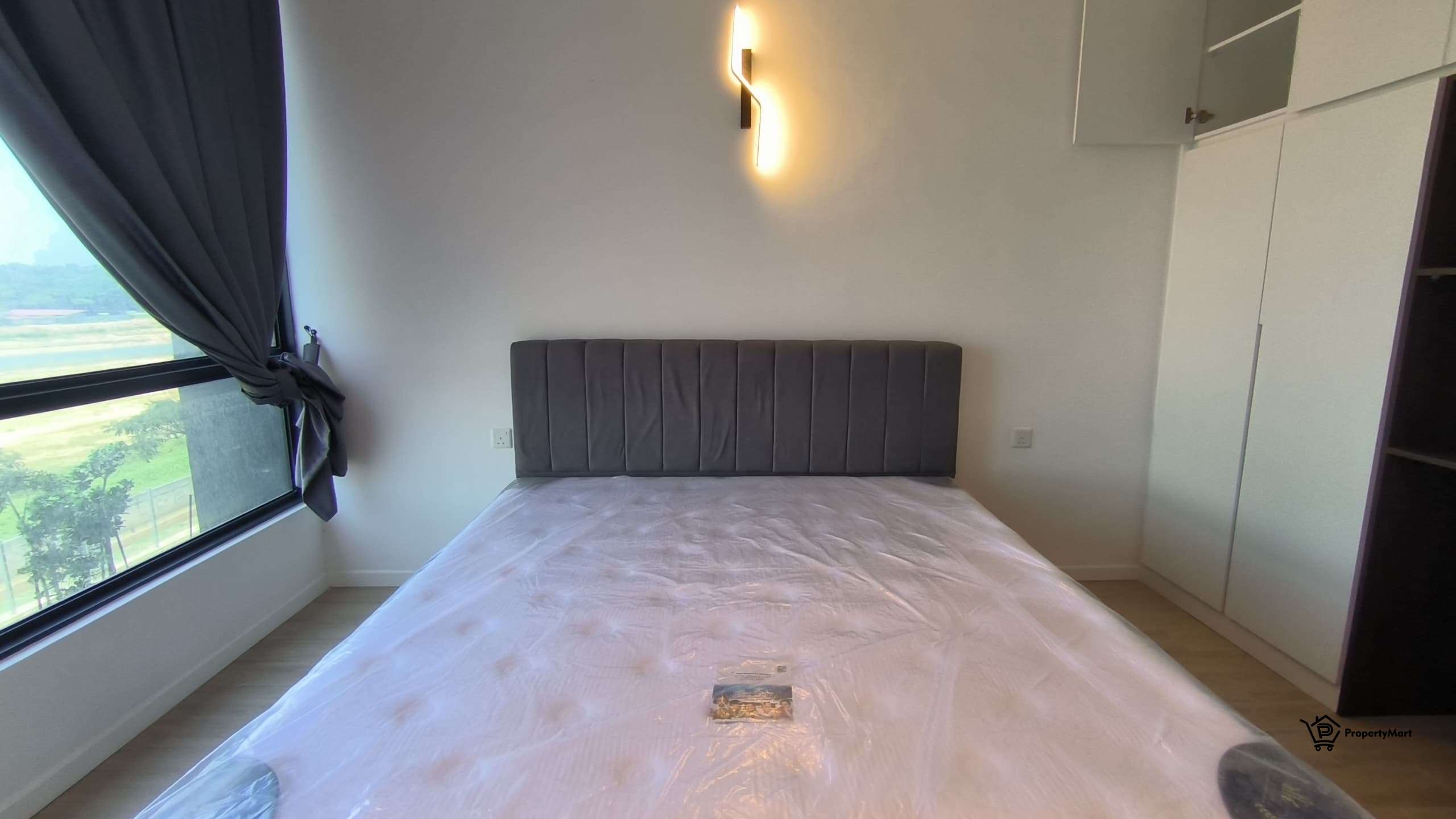 Anggun Single Room for Rent
