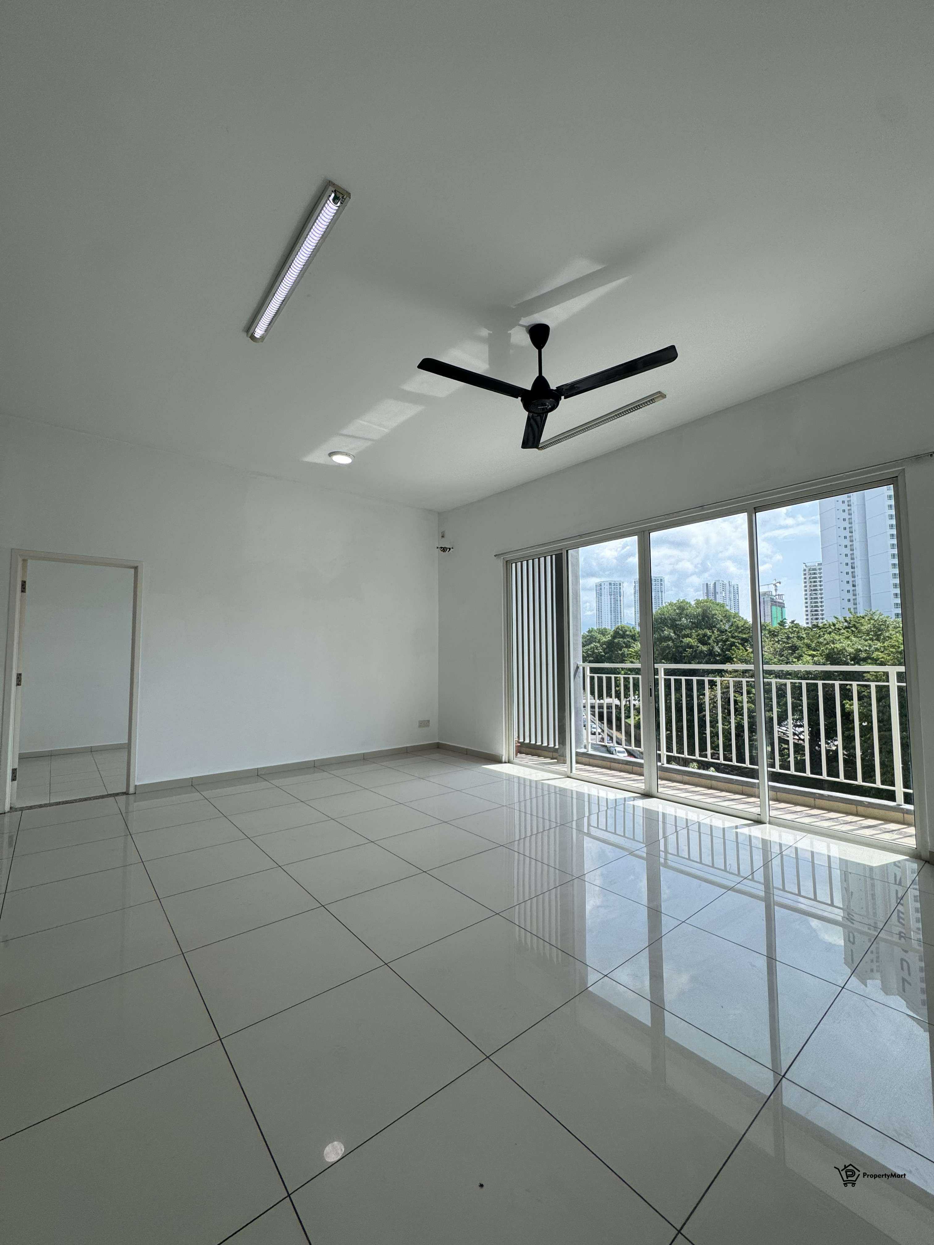 Property image 2 for 🚨 FOR SALE | Spacious Family Condo @ Fiera Vista 🚨