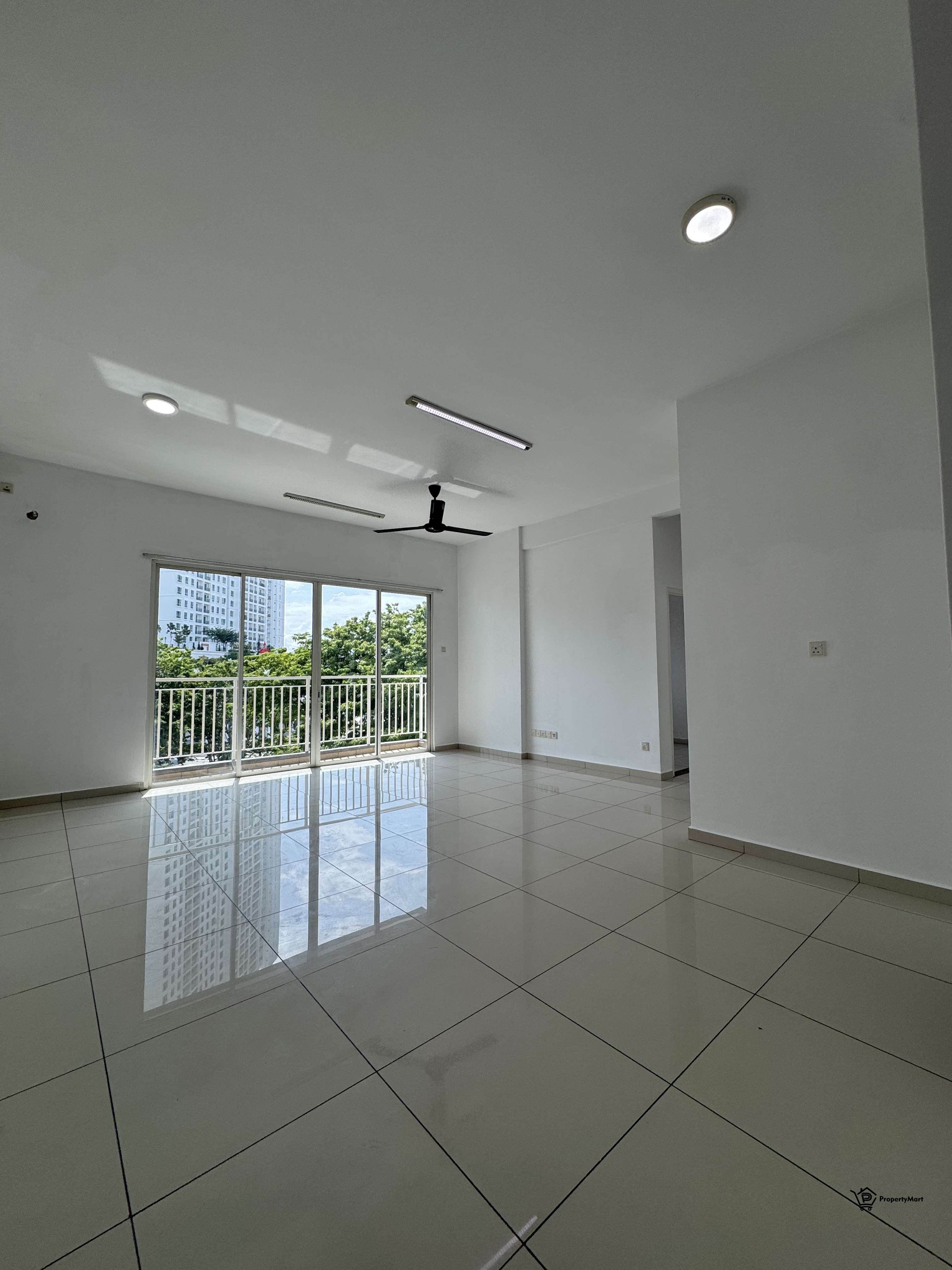 Main property image for 🚨 FOR SALE | Spacious Family Condo @ Fiera Vista 🚨